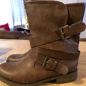 Brand new Justfab ankle boots